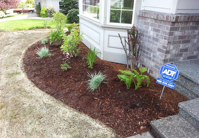 Mulching & Bed Care in Fayetteville